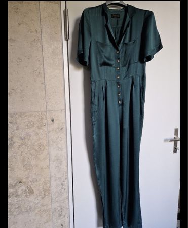 Urban Outfitters Jumpsuit in Dunkelgrün Gr. 38