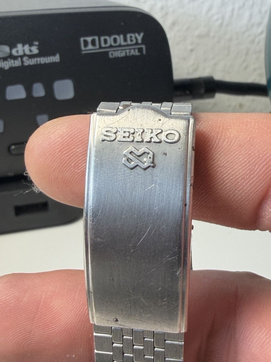 Certina Orologi: Certina Q2000 Quartz Uhr textured dial – Usato da Zürich venduto da Rocola26 9
