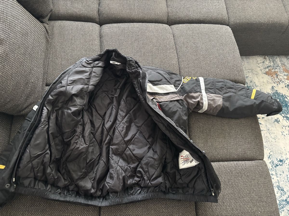 Giacche & Cappotti: Kinder Motorradjacke Grösse 158/164 – Usato da Rüti ZH venduto da Crystal_Bloom 2