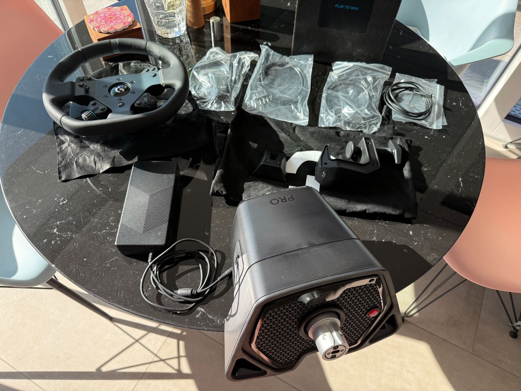 Logitech Controller: Logitech - G PRO RACING WHEEL - PRO RACING PEDALS – Nuovo (secondo la descrizione) da Bremgarten AG venduto da Berion 7