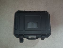 Schwarzer Transportkoffer Wasserdicht mit Schaumstoff 