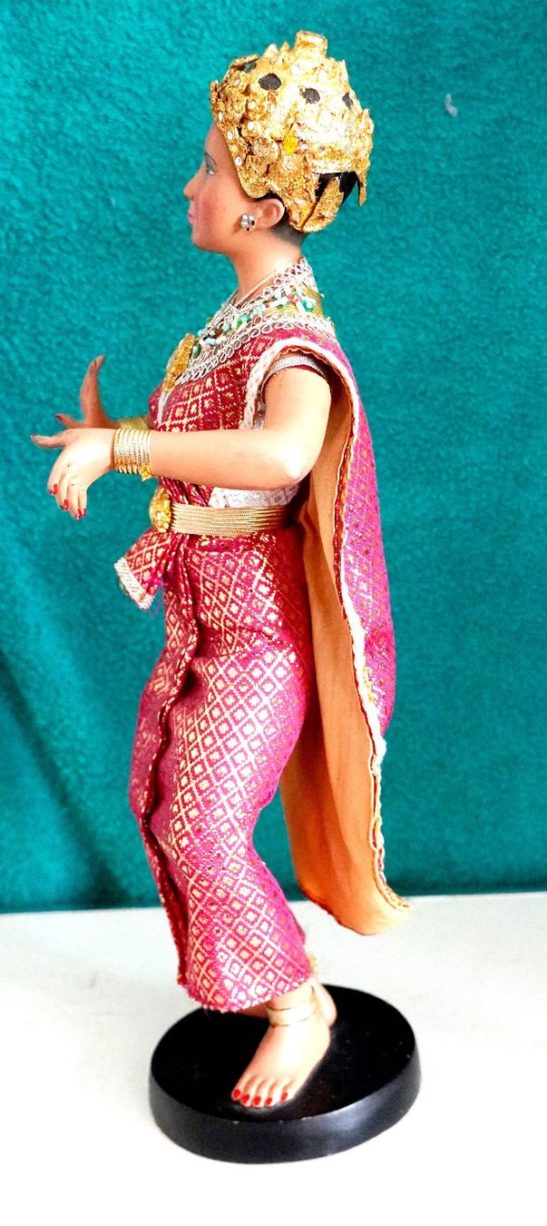 Statuette: Tänzerin Indonesiche Tänzerin – Usato da Baar venduto da 2cvbaar 4