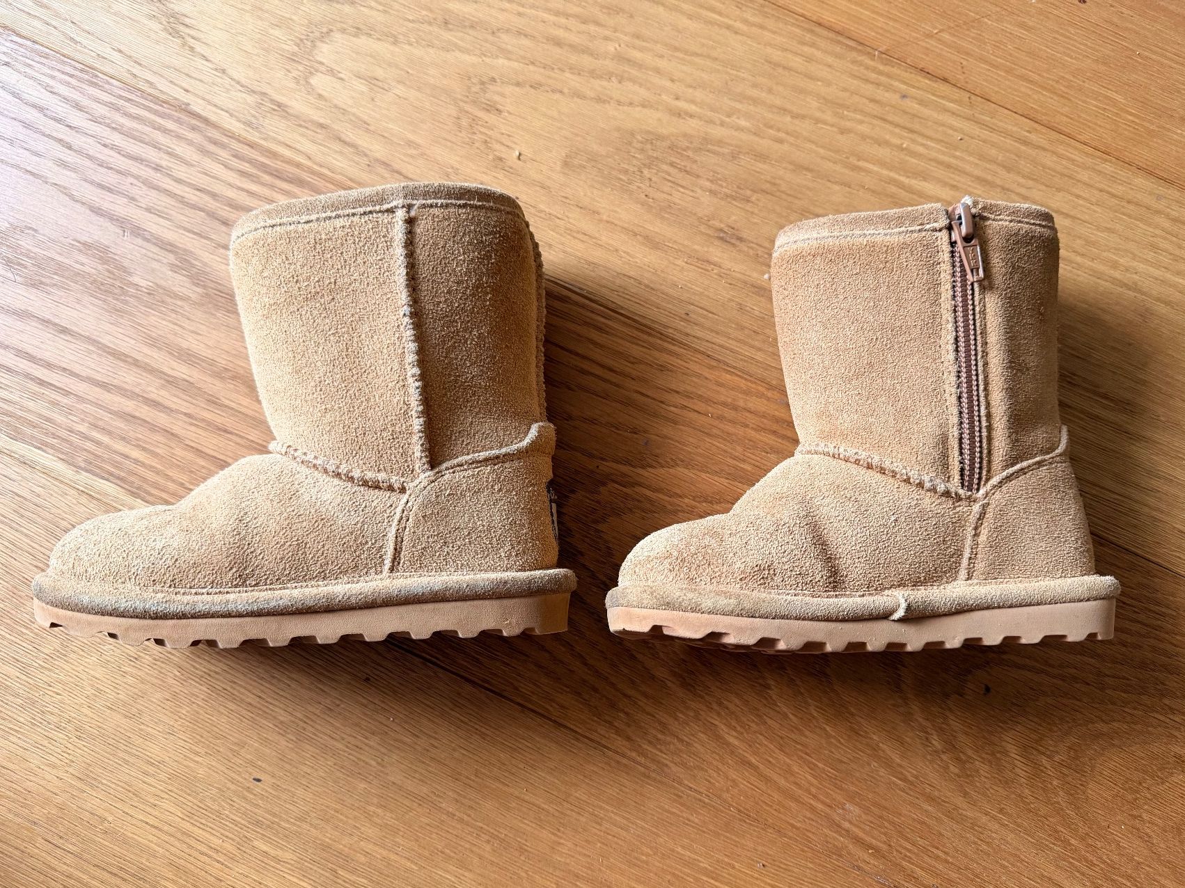 Herrenschuhe: BEARPAW Kinderstiefel – Gebraucht aus Kilchberg ZH von van_566t 2