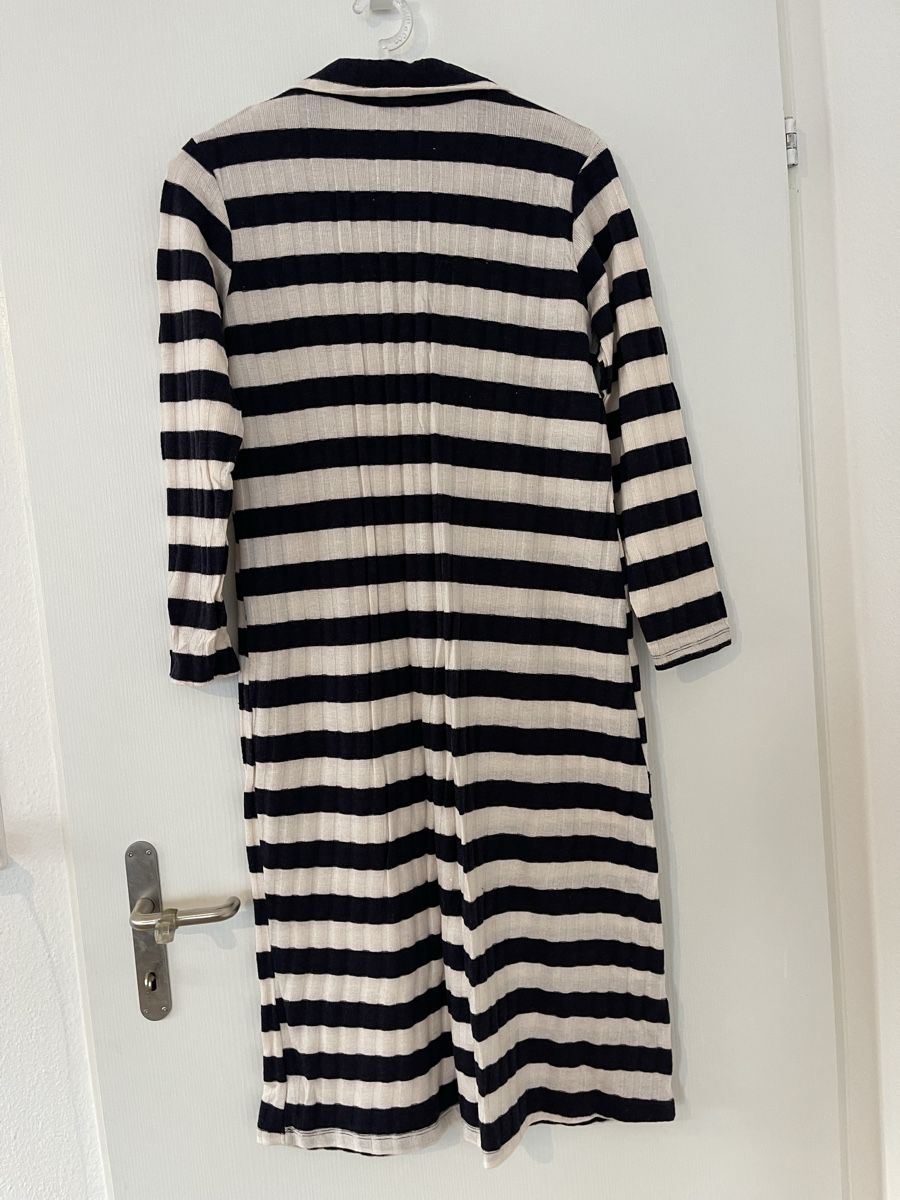 Vestiti: Stylisches Langarmshirt mit Streifen – Nuovo (secondo la descrizione) da Wetzikon ZH venduto da man_7mn7 1