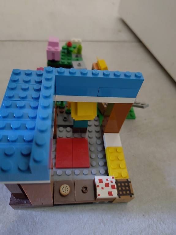 Lego Jeux de construction: Lego Minecraft – D'occasion à Petit-Lancy par chevalier 1