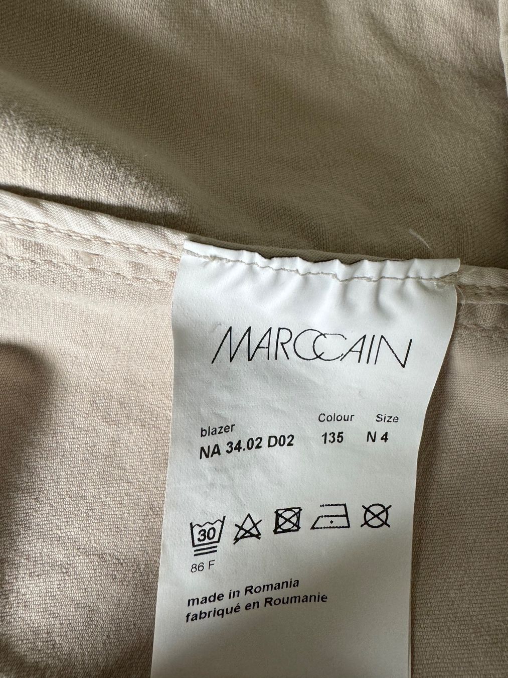 Marc Cain Giacche: Neuer Blazer von Marc Cain, Grösse 40 – Nuovo (secondo la descrizione) da Frauenfeld venduto da trouvaille_8500 2