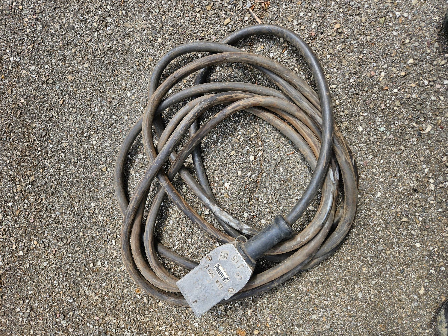 Cavi: J15 Stecker mit Kabel – Usato da Münchwilen AG venduto da pel_y9jx 2