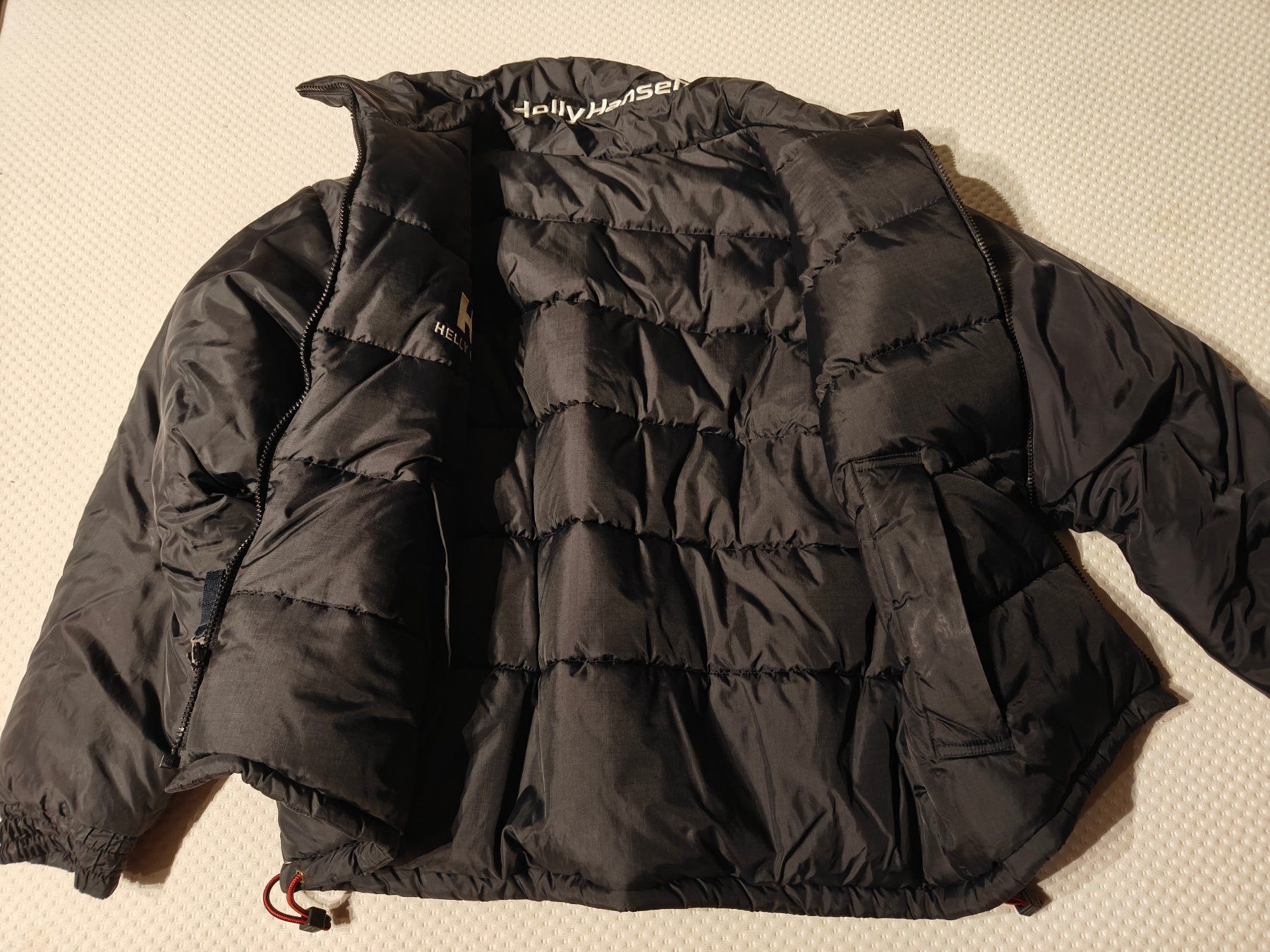 Helly Hansen Giacche: HELLY HANSEN Wendejacke Gr. M / padded double jacket sz. M – Usato da Zürich venduto da rgoller 2