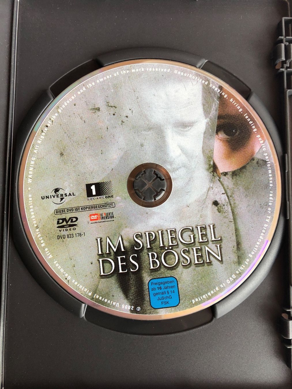 Tutti i DVDs: Im Spiegel des Bösen DVD – Usato da Kestenholz venduto da Inna09 2