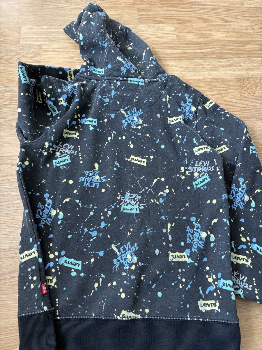 Levi's Maglioni & Felpe: Kapuzenpullover Levis – Usato da Zürich venduto da Moskitia 2