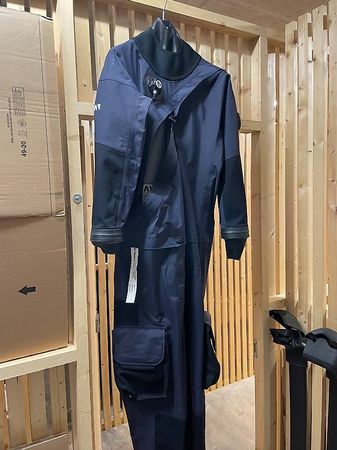 Trockentauchanzug Santi Avatar 101 (Gr. L) NEU