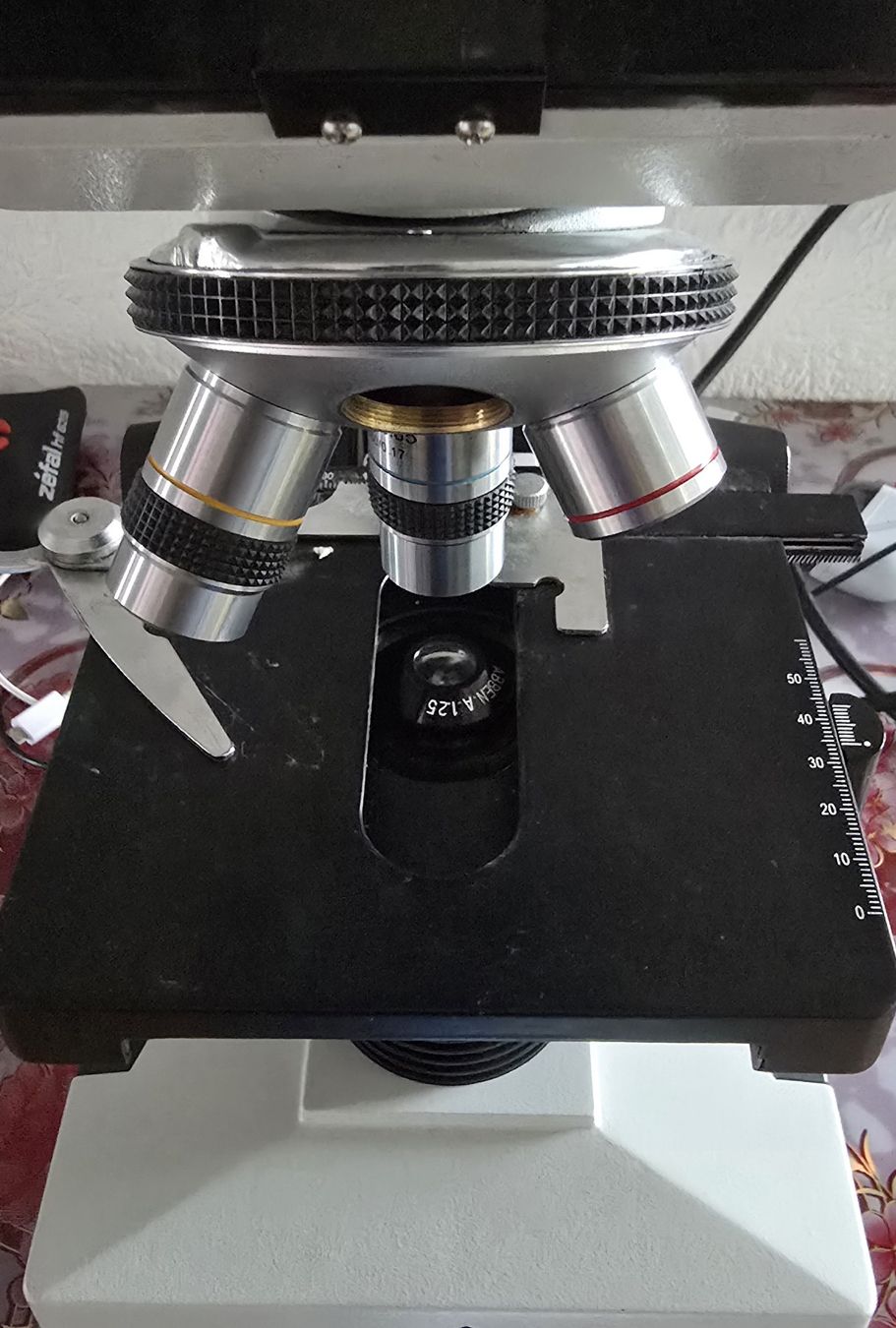 Mikroskopie: 3B Scientific Binocular Microscope Used Defekt model 300 – Defekt aus Studen BE von tha_dhp8 2