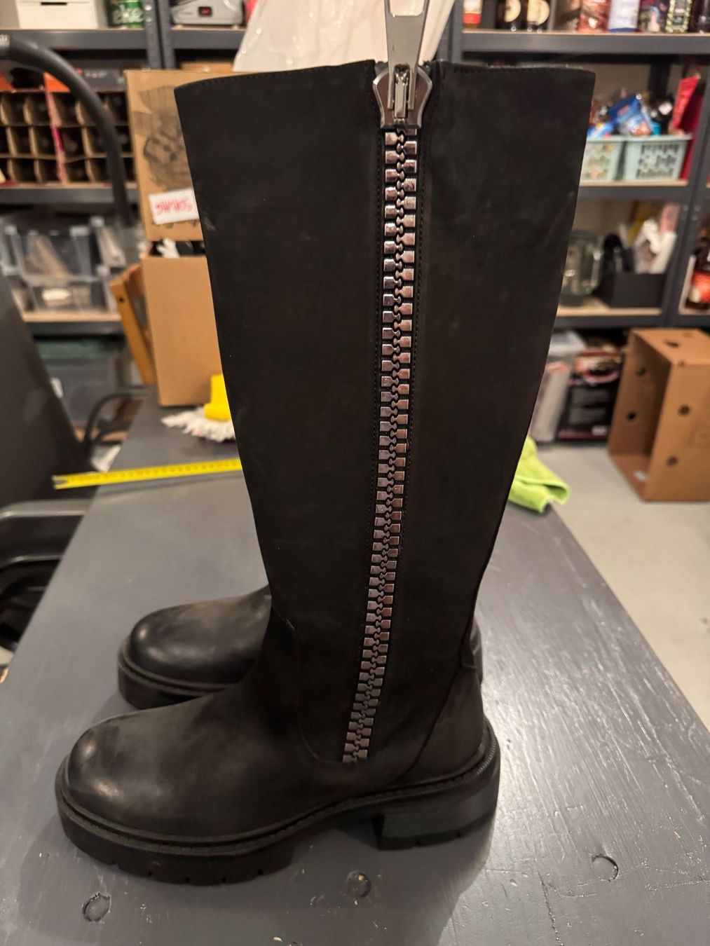 Scarpe da donna: cooler Stiefel, Grösse 40, schwarz – Usato da Rorschacherberg venduto da beeechen