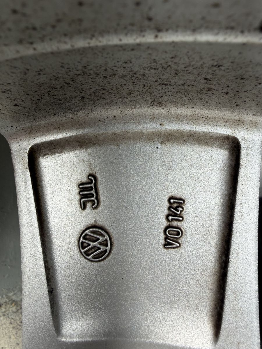 Volkswagen Pneumatici & Ruote complete: Original VW Golf VI  – Usato da Mollis venduto da BSL10 6