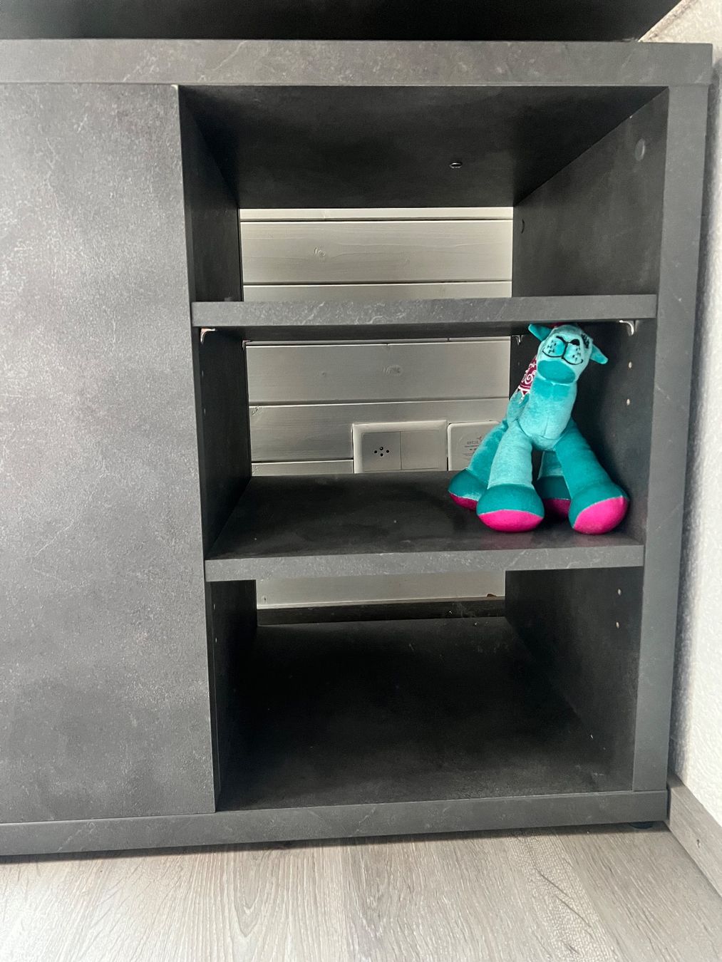 Conforama Scrivanie: Bureau avec rangements – Usato da Porrentruy venduto da Mascarol 2