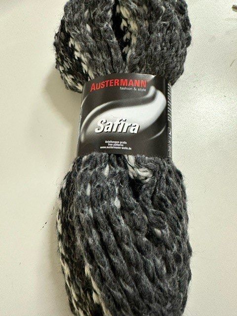 Lana: WOLLE AUSTERMANN SAFIRA 100GR. – Nuovo (secondo la descrizione) da Ostermundigen venduto da wini63