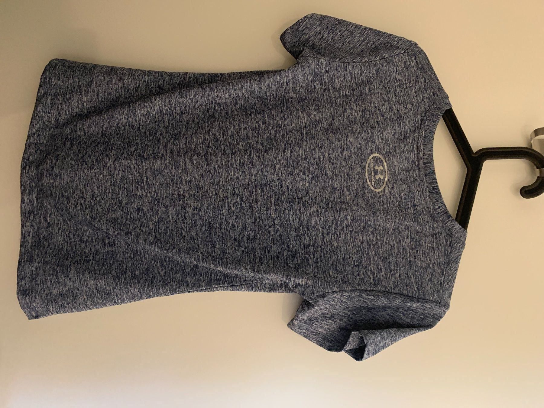 T-shirt: New Sport T-shirt – Nuovo (secondo la descrizione) da Zürich venduto da Alpen209 1