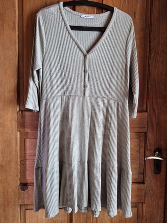 Kleid ABOUT YOU Grösse 42 neu