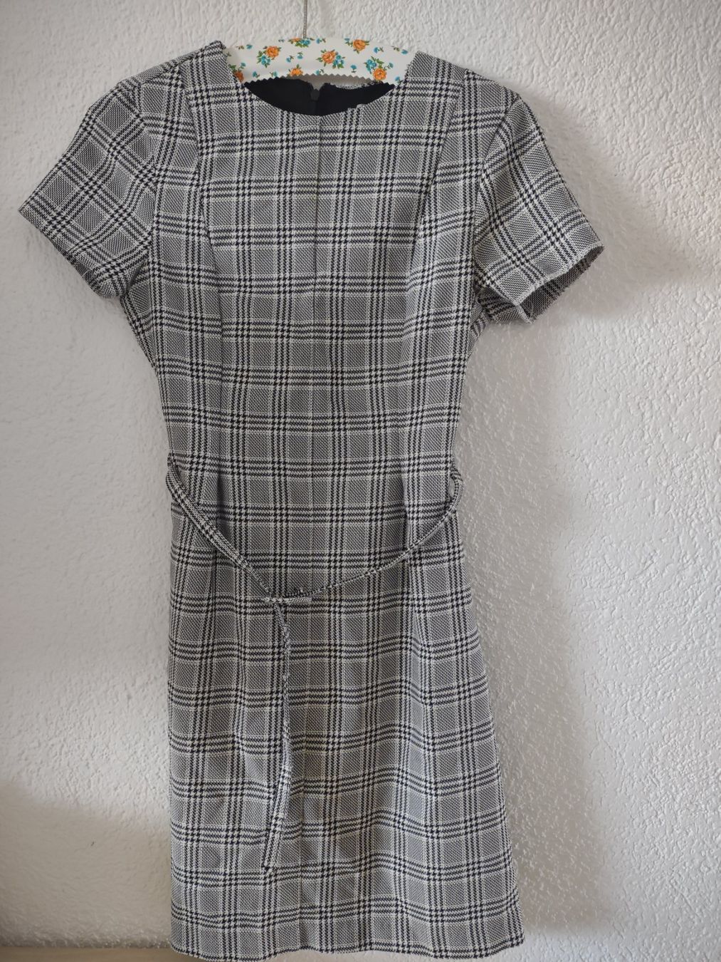 H&M Vestiti: Robe courte H&M style tailleur noir et blanc taille S – Usato da Gasel venduto da any_zyw8