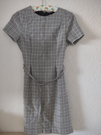 Robe courte H&M style tailleur noir et blanc taille S
