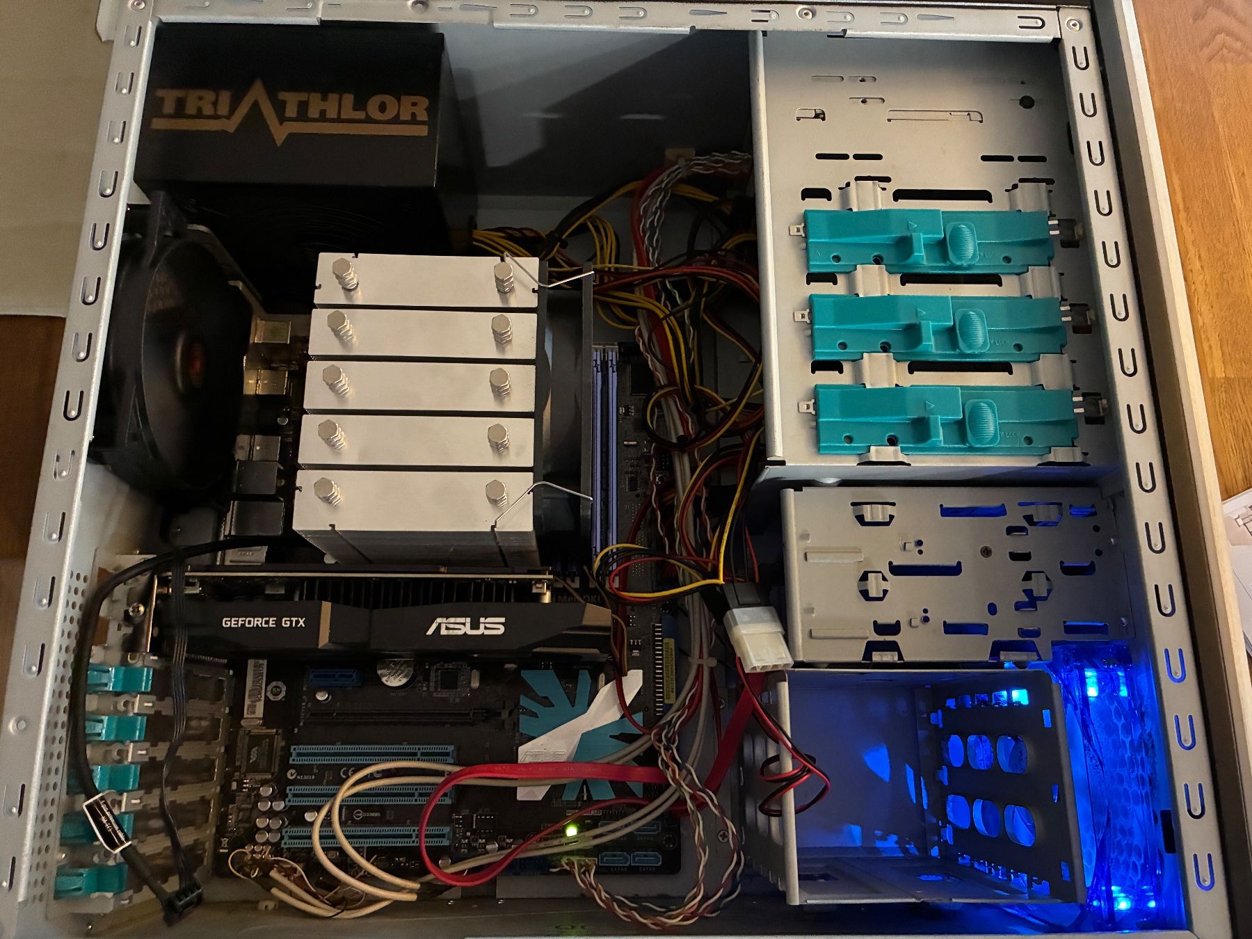Intel PC: Gut erhaltener PC – Usato da Wolfwil venduto da sch_9jzx 4