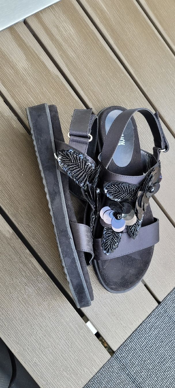Damenschuhe: Schwarze Pailletten Sandalen Gr. 40 – Neu (gemäss Beschreibung) aus Bad Ragaz von Ansial 2