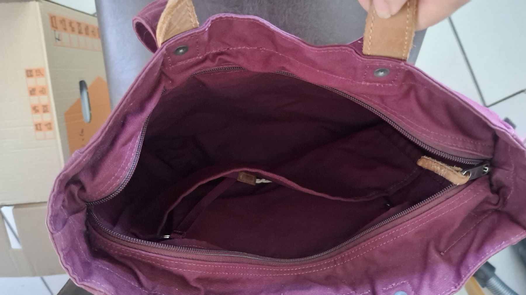 Fjällräven Zaini: Fjällräven Tasche bordeaux – Usato da Wäldi venduto da Fergiu 1