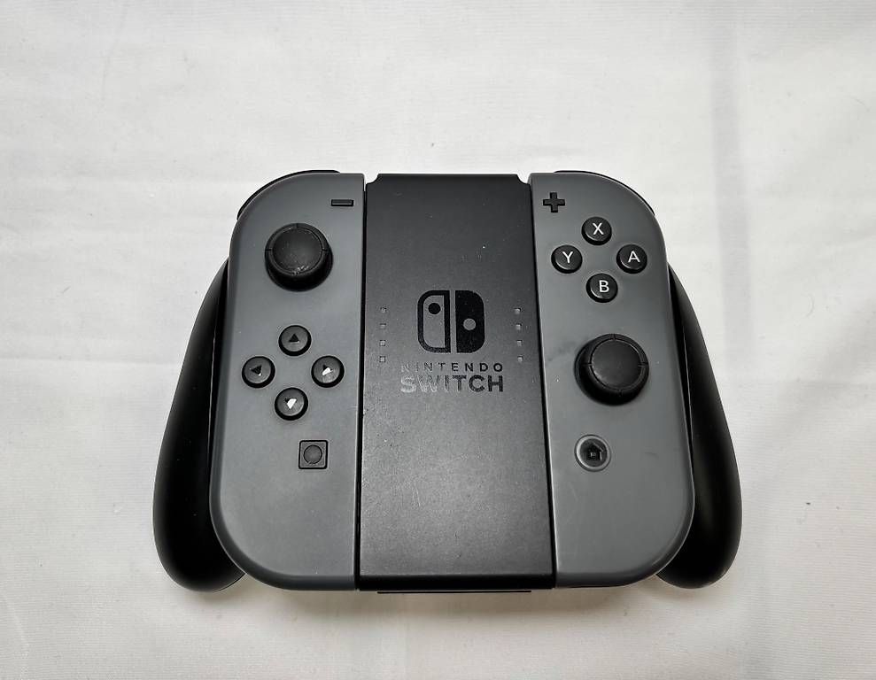 Nintendo Console: Nintendo Switch Console | 64GB MicroSD + Gioco – Usato da Gordola venduto da kar_gy5g 8