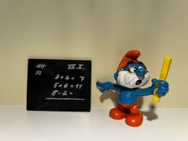 Schlumpf Lehrer mit Wandtafel
