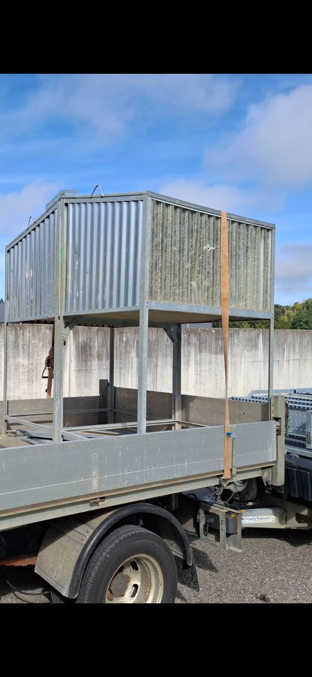 Contenitori edile: Planhaus 1 stk – Usato da tamins venduto da MagazinGRZH
