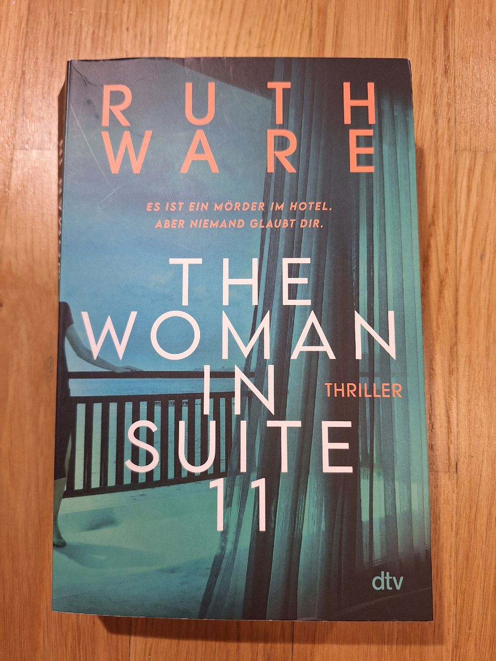 Libri: Ruth Ware: The Woman in Suite 11 – Usato da Wetzikon ZH venduto da kuk_9q2n