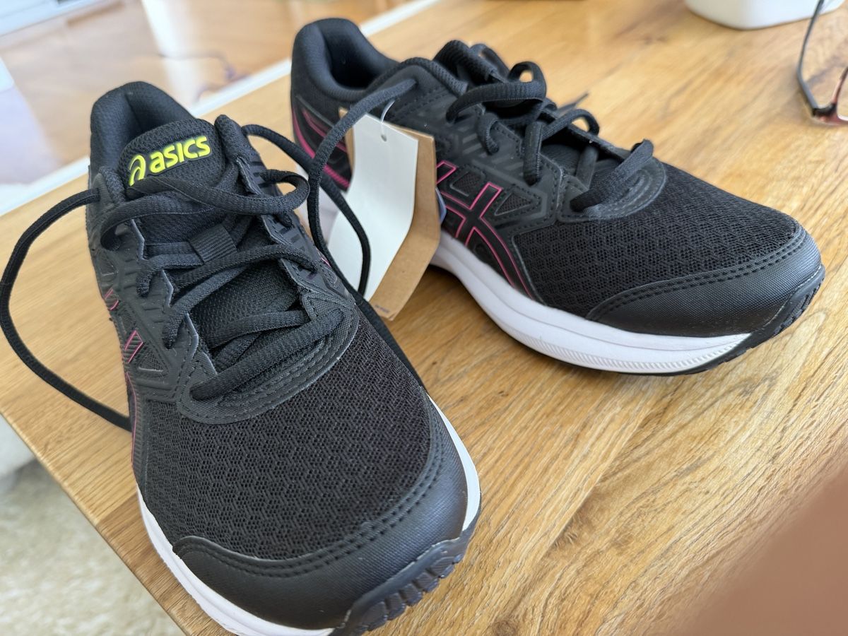 Asics Scarpe da donna: Asics Womens Running Sneakers gr 40 – Nuovo (secondo la descrizione) da St.Gallen venduto da bubo2008 2