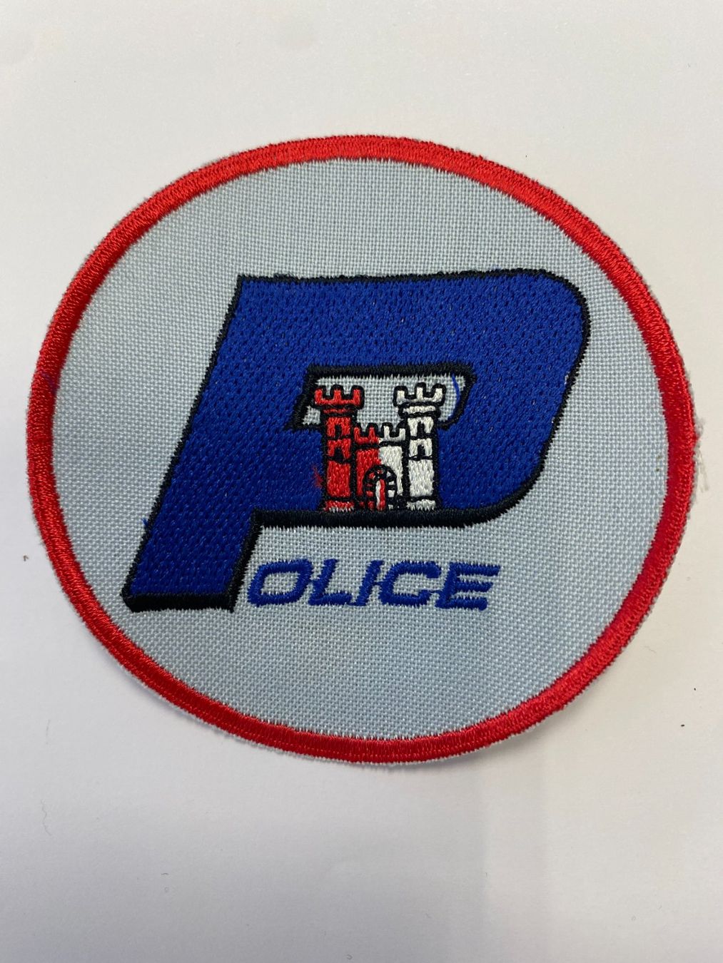 Swiss Plaquettes & Badges: Gemeindepolizei La Tour de Peilz – D'occasion à Schaan par Auring61