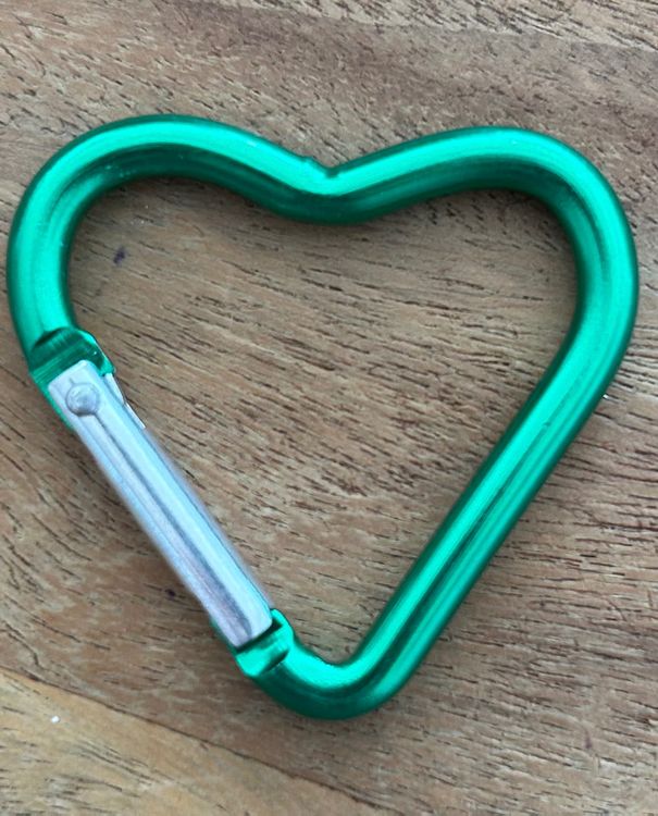 Moschettone A Forma Di Cuore – Pratoco Con Chiave, Portachiavi O Accessorio Zaino