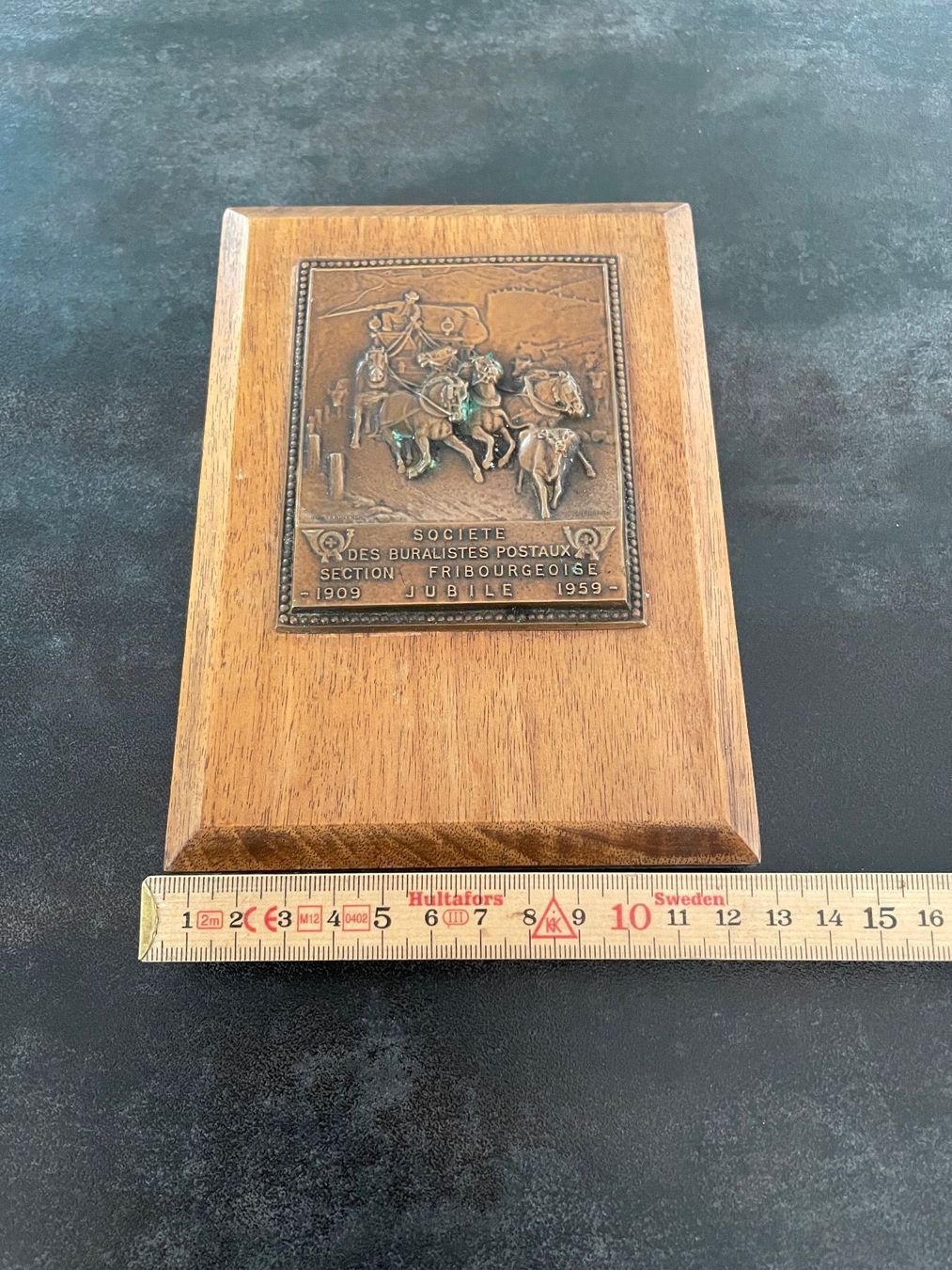 Schilder: Jubilé Buralistes Postaux Section Frib – Gebraucht aus Vallamand von Bricbracbroc82 9