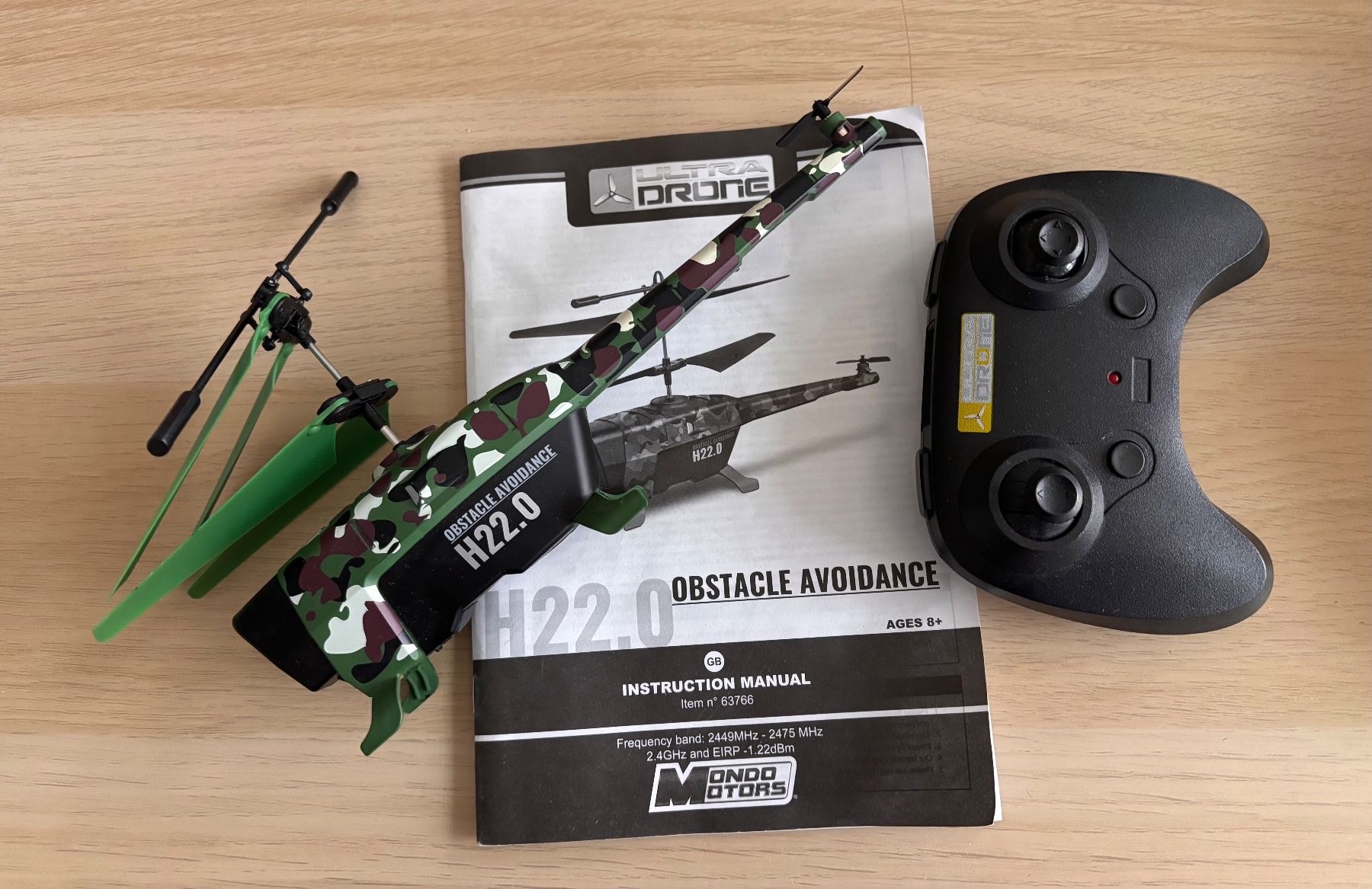 RC Modellbau: Drone hélicoptère H22.0 avec télécommande et manuel – Gebraucht aus Veyrier von MargaritaR