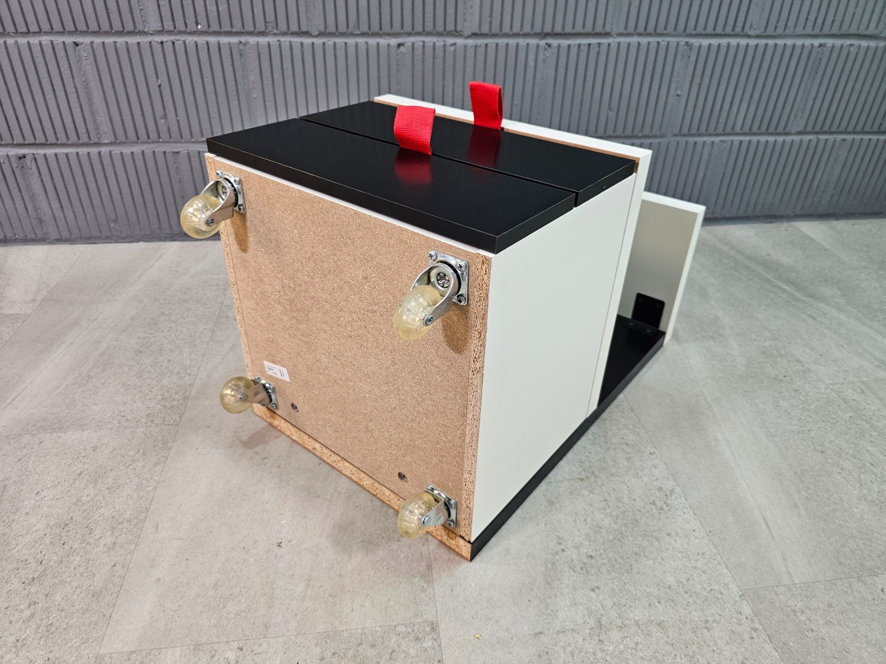 Ikea Comodini: IKEA B.V 1999 ODDA Trolley, Nachttisch Nignt-Stand – Usato da Nottwil venduto da Wondewa-Shop 3