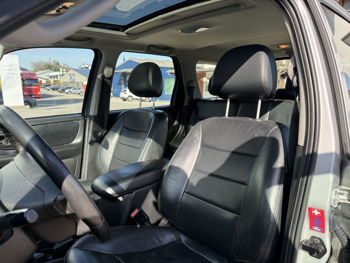 Ford Automobili: Ford Maverick 3.0 4x4 – Usato da Niederuzwil venduto da union1963 9