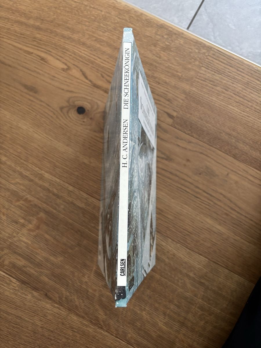 Libri: Buch Die Schneekönigin – Usato da Würenlos venduto da Ashley24 8