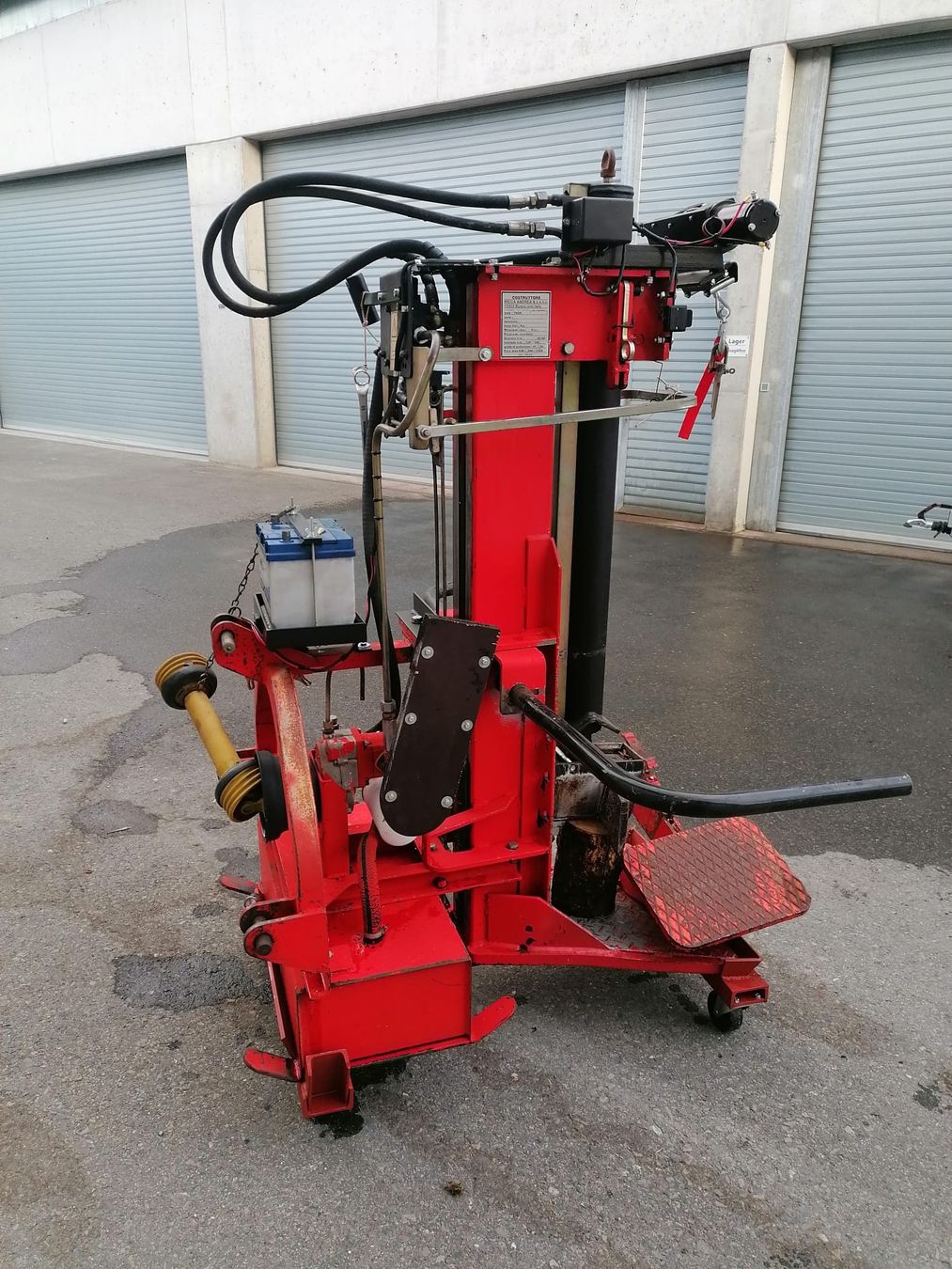 Tutte le macchine: Holzspalter Thor – Usato da Neuheim venduto da swizzlyNC 1