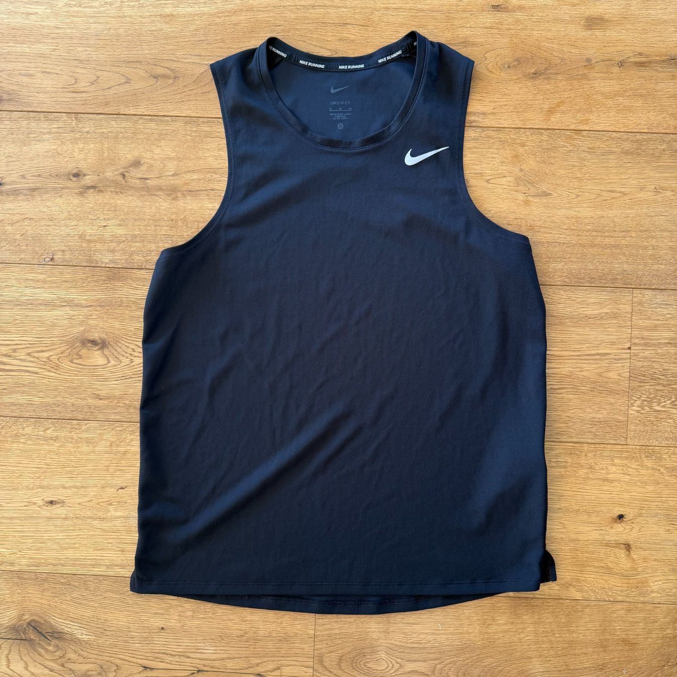 Nike T-shirt: Nike DRI-FIT Running Shirt – Usato da Fehraltorf venduto da leonlohrer