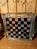 Dekoratives und brauchbares Schach- und Mühlespiel aus Glas