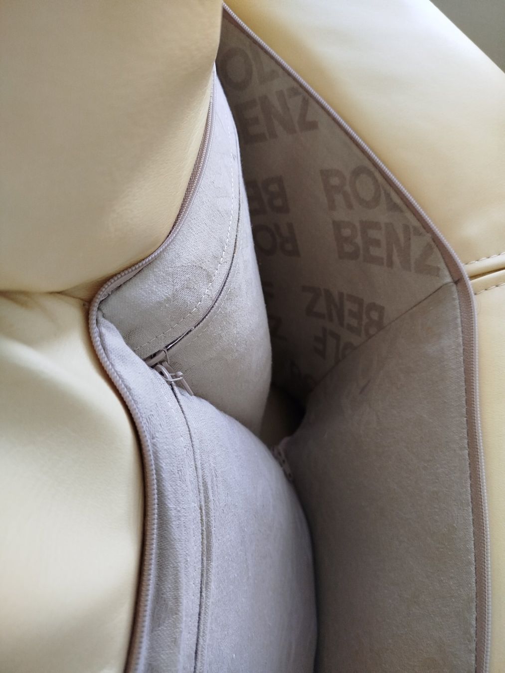 Rolf Benz Sofas: 2er Sofa ROLF BENZ Vanille – D'occasion à Ehrendingen par Georg8 1