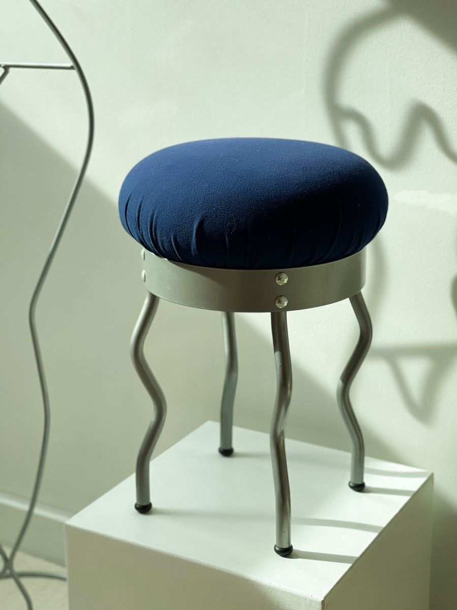 Tabourets: Tabouret IKEA vintage  – D'occasion à Mont-sur-Rolle par G1970