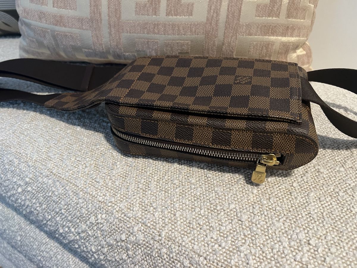 Louis Vuitton Borse: Geronimos - Louis Vuitton - Schultertasche / Bauchtasche – Usato da Altendorf venduto da wqv_97 2