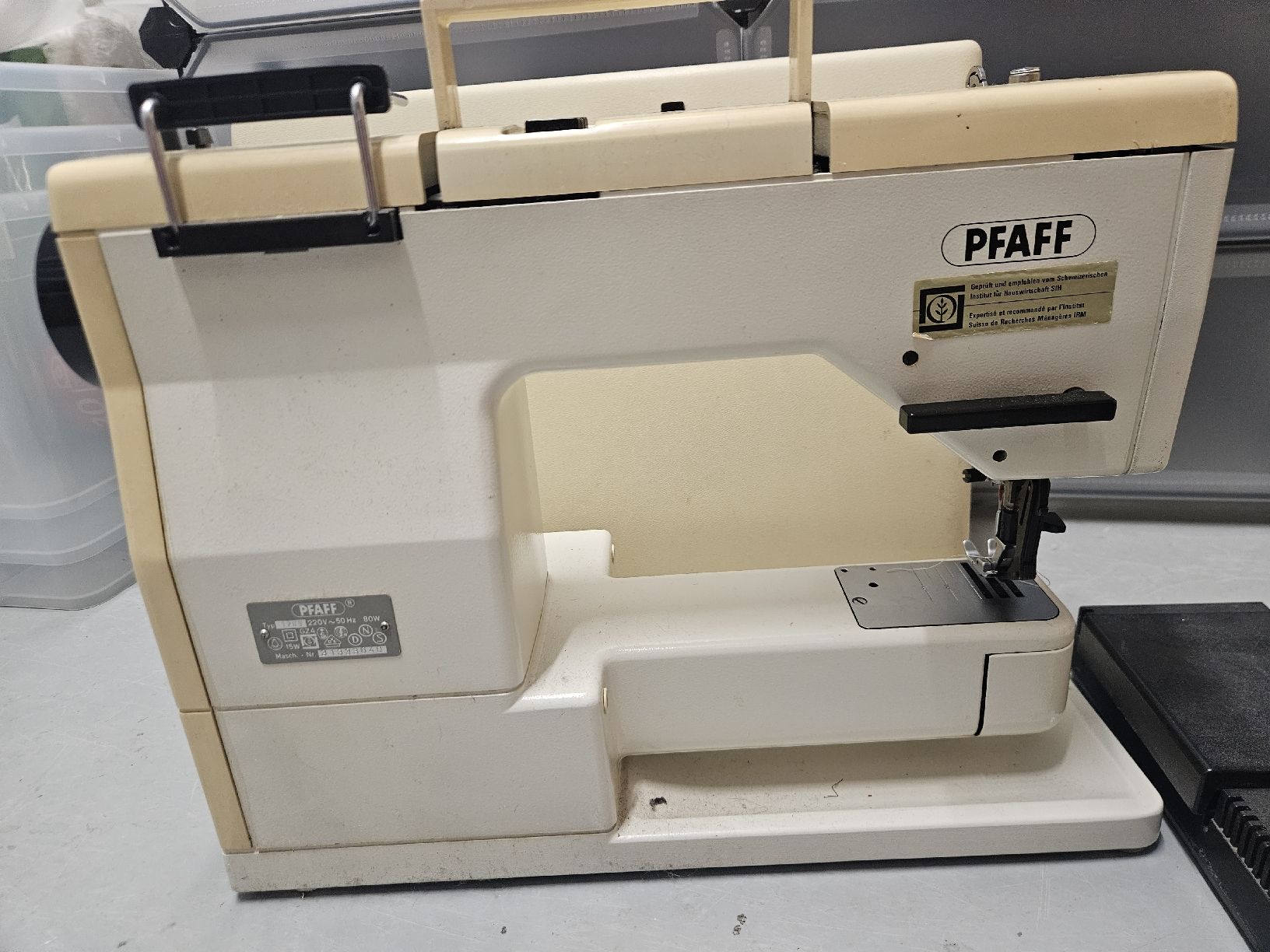 Pfaff Macchine da cucire: Alte defekte Nähmaschine von Pfaff – Difettoso da Heimenhausen venduto da Saint-Michel3360 2