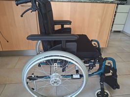 Rollstuhl Invacare Action3 Echo mit Trommelbremsen
