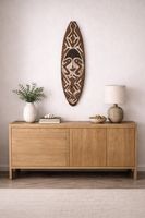 Decorazione murale in legno intagliato