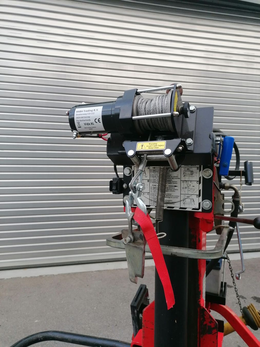 Tutte le macchine: Holzspalter Thor – Usato da Neuheim venduto da swizzlyNC 3