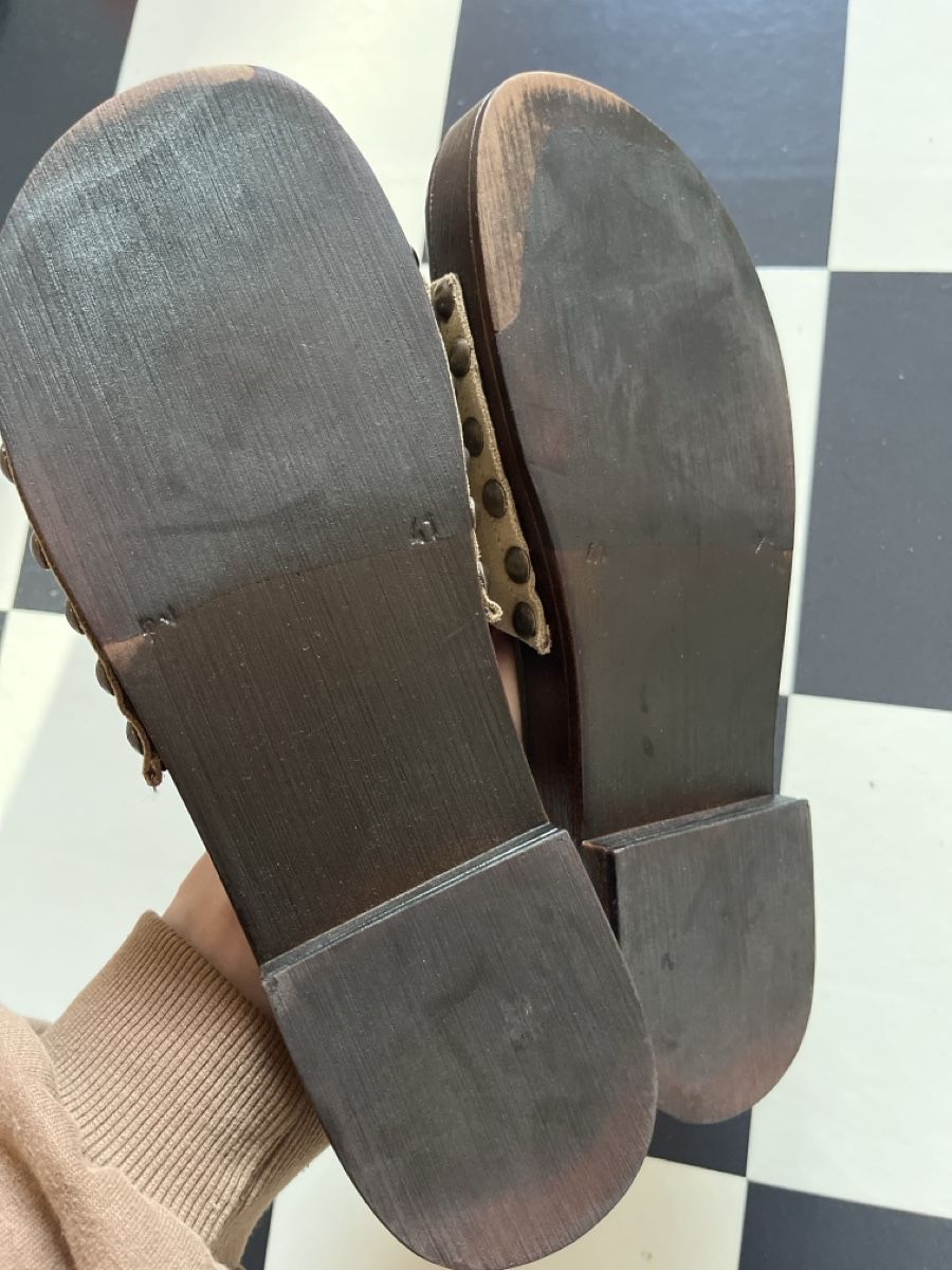 Scarpe da donna: Fast neue Clogs, Gr 41 ab 1 CHF! – Nuovo (secondo la descrizione) da Zürich venduto da lieslkarlstadt 2